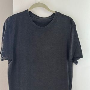 Men’s Large Charcoal Gray Duer Tshirt 10Tree